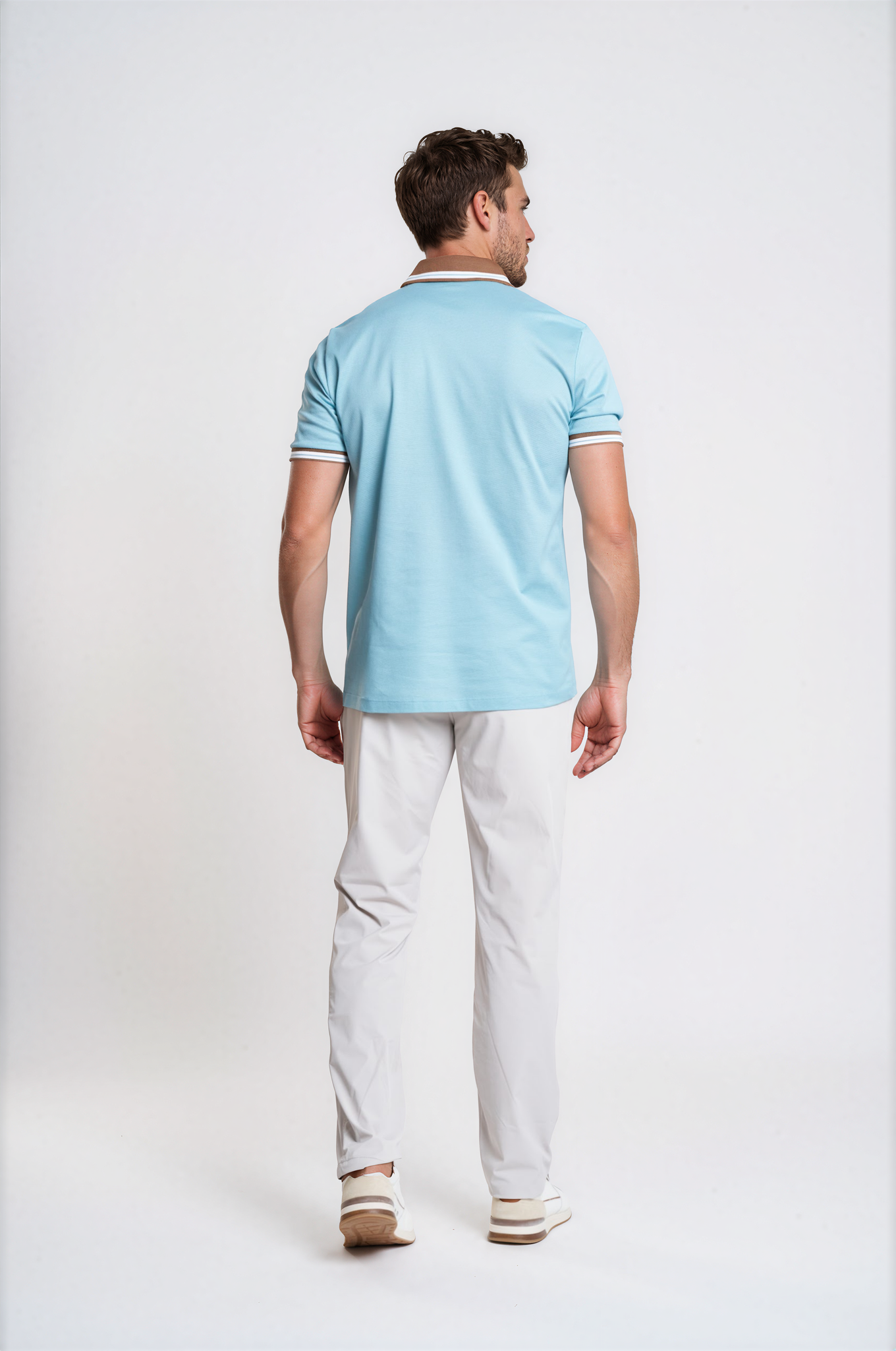 FUGARO0340-Lucky-